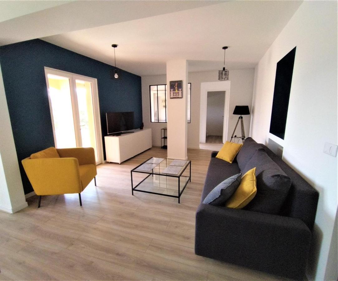 Superbe Bas De Villa 80 M2 Piscine Privee Reservee Aux Vacanciers Avec Vue Magnifique 6 Couchages La Londe-les-Maures Ngoại thất bức ảnh