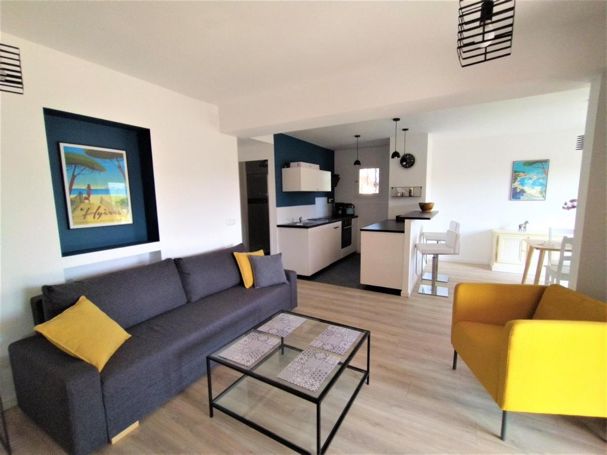 Superbe Bas De Villa 80 M2 Piscine Privee Reservee Aux Vacanciers Avec Vue Magnifique 6 Couchages La Londe-les-Maures Ngoại thất bức ảnh